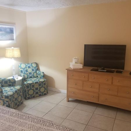 Pennwood Motor Lodge Sebastian Dış mekan fotoğraf