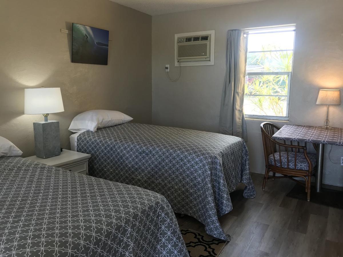 Pennwood Motor Lodge Sebastian Dış mekan fotoğraf